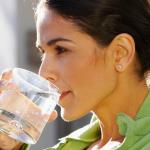 Zakaj ne znamo piti vode